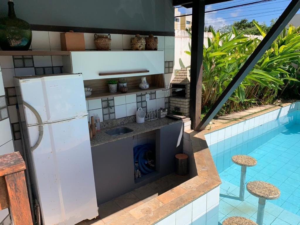 Casa De Temporada 4 Quartos Sendo 2 Suites Em Vilas Do Atlantico - 200 M Da Praia E 6 Km Da Capital Lauro de Freitas Bagian luar foto