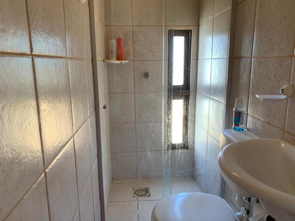 Casa De Temporada 4 Quartos Sendo 2 Suites Em Vilas Do Atlantico - 200 M Da Praia E 6 Km Da Capital Lauro de Freitas Bagian luar foto
