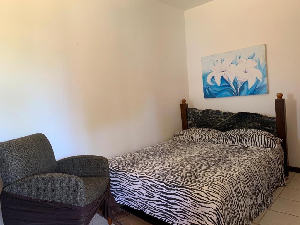 Casa De Temporada 4 Quartos Sendo 2 Suites Em Vilas Do Atlantico - 200 M Da Praia E 6 Km Da Capital Lauro de Freitas Bagian luar foto